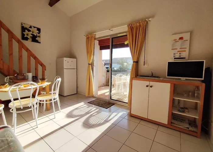 T3 Mezzanine - Parking Privé - à 6 Min De La - 6 Pers. - Narbonne-plage - Fr-1-795-62 * Narbona